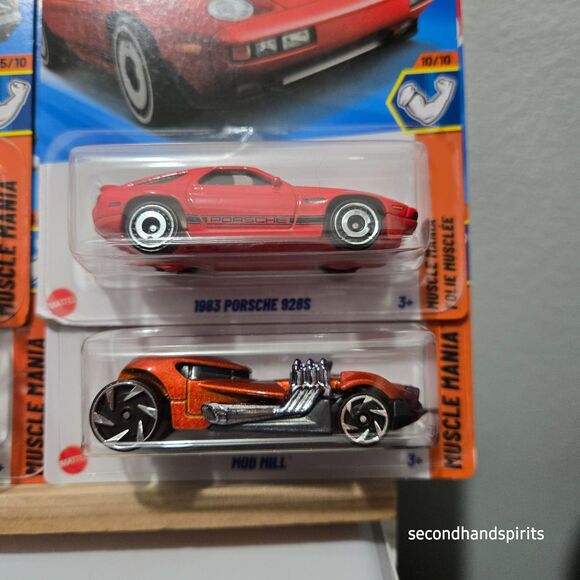 HOT WHEELS Mainline 6 Piece Muscle Mania Series - Picture 4 of 4